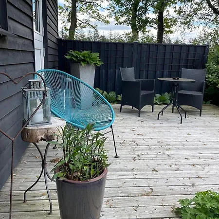 Prázdninový dům Aneks I Rolige Omgivelser-adgang Til Pool Og Sauna Avlum