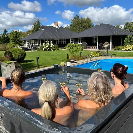 Aneks I Rolige Omgivelser-adgang Til Pool Og Sauna