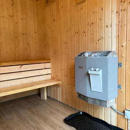 Aneks I Rolige Omgivelser-adgang Til Pool Og Sauna 펜션 *